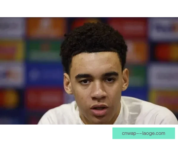 从战术定位到心理压力解析穆西亚拉英超表现低迷的深层原因全景探讨